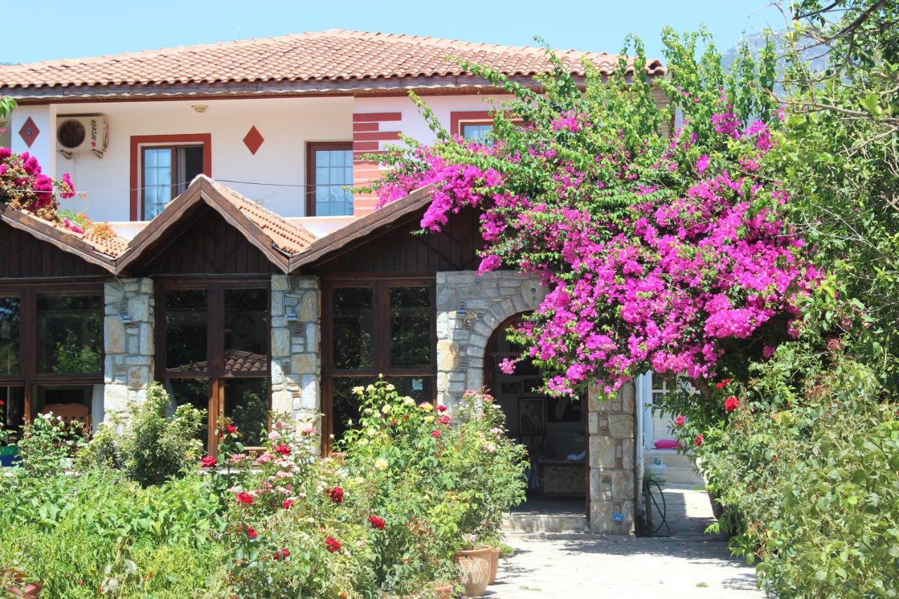 Melinda Pension & Restaurant Mesudiye  Buitenkant foto